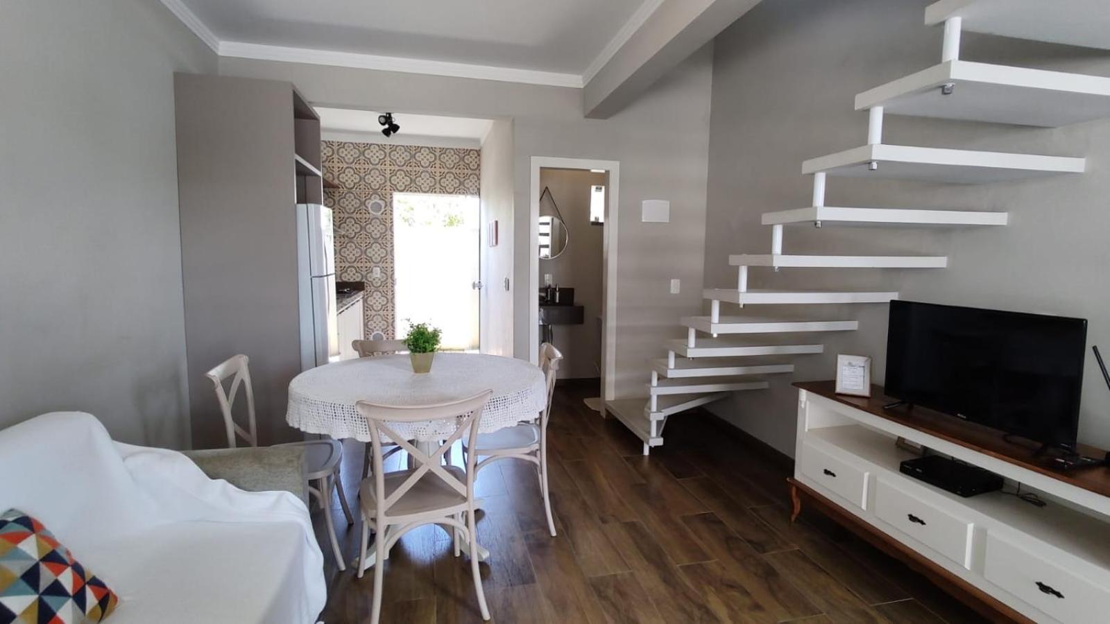 Excelente Sobrado Confortavel No Centro De Tijucas Proximo As Praias Luaran gambar